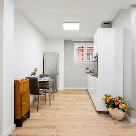 Duplex Luxurious Apt In The Heart Of Болоня Екстериор снимка