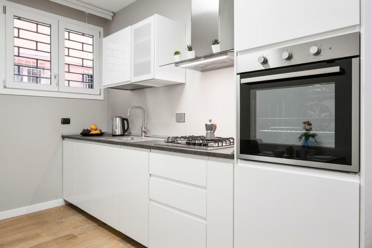 Duplex Luxurious Apt In The Heart Of Болоня Екстериор снимка